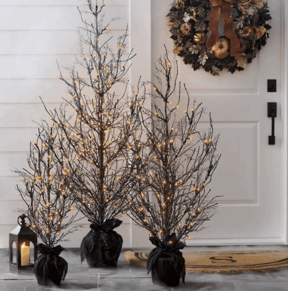 how to decorate for Halloween Pre lit halloween trees