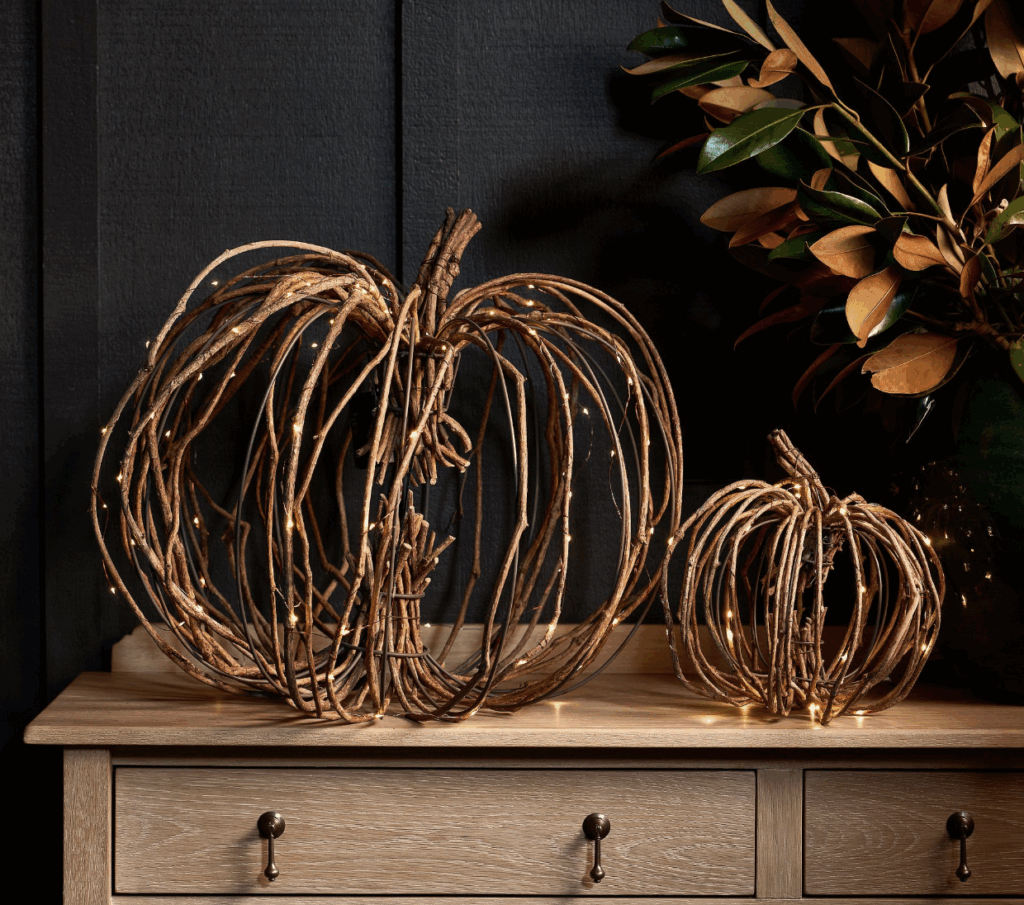 how to decorate for Halloween Pre Lit Pumpkins