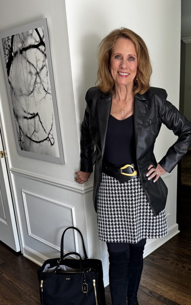 Athletic Wear Athletic Wear for Women: Iconic Longsleeve Body Suit